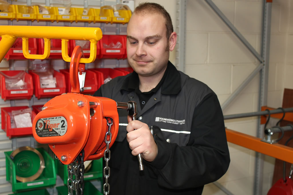 Lifting Equipment & Hire Grimsby, Lincolnshire Hammond & Taylor